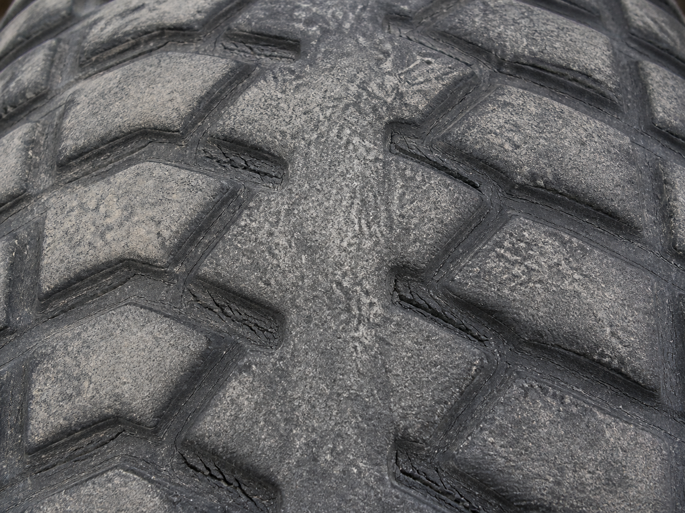 Travel Lift Tire Tread